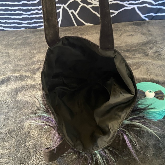 💜Fuzzy Monster Bag!💙 - Picture 5 of 5